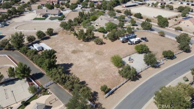 9618 Sweetwater Drive, Agua Dulce, CA 91390