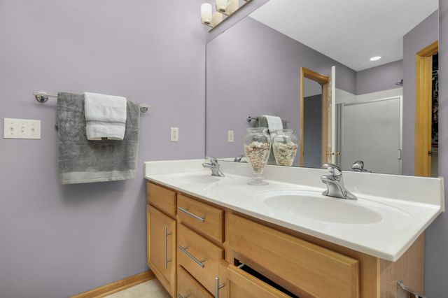 12029 86th Avenue N, Maple Grove, MN 55369