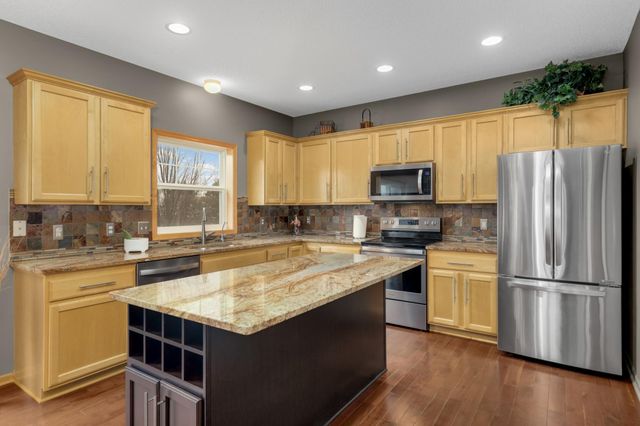 12029 86th Avenue N, Maple Grove, MN 55369