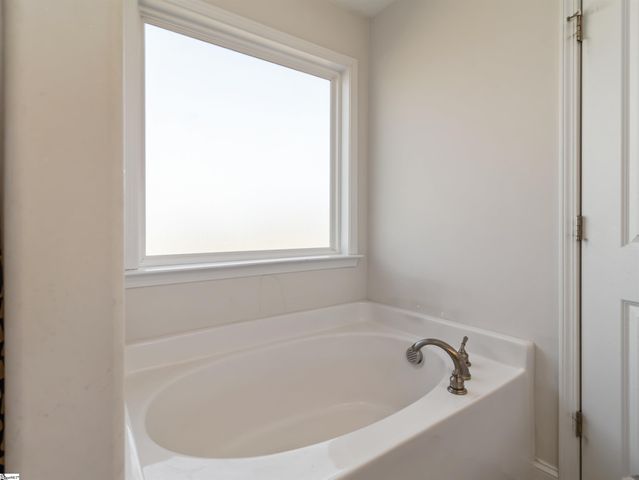 1418 Almaden Street, Boiling Springs, SC 29316