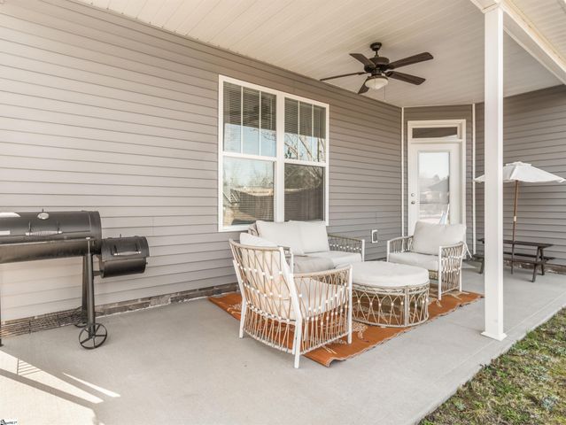 1418 Almaden Street, Boiling Springs, SC 29316