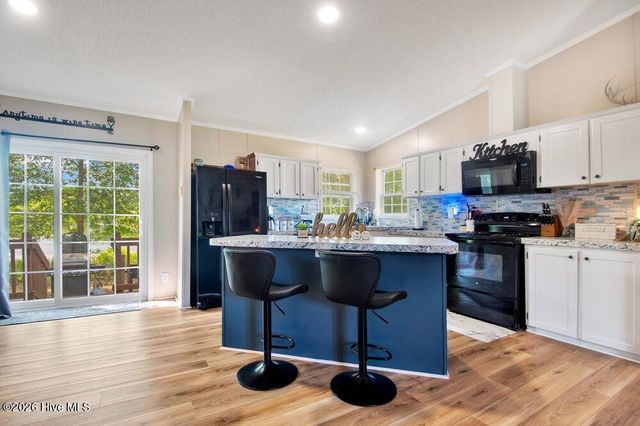 246 Farmhouse Court, Sanford, NC 27332