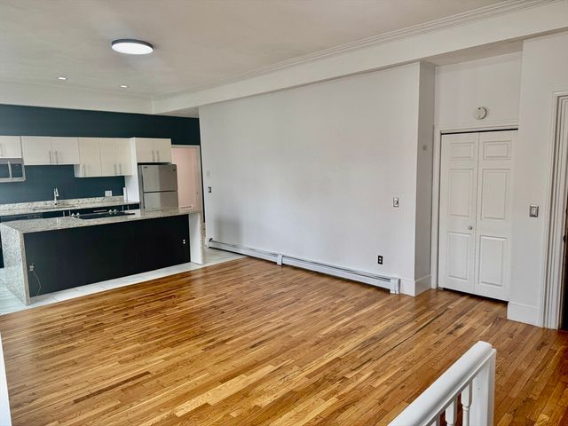 40 Crescent 2, Chelsea, MA 02150