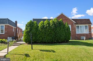 2120 NAPFLE ST, Philadelphia, PA 19152