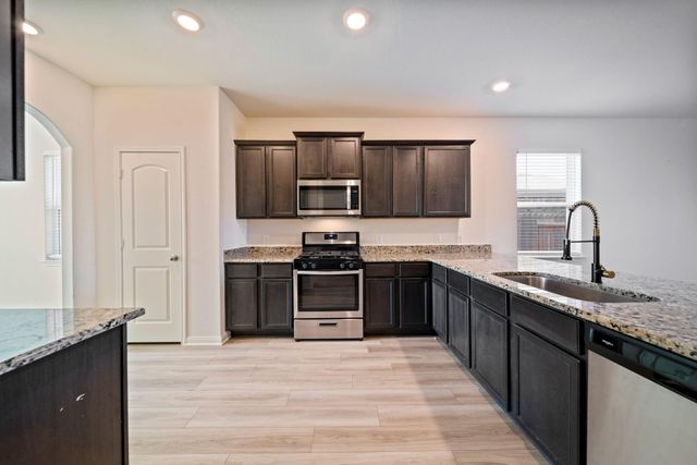 409 Amberwood Park Drive, Katy, TX 77493