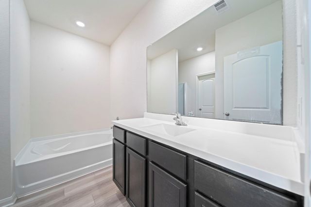 409 Amberwood Park Drive, Katy, TX 77493