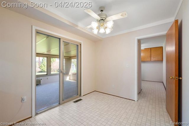 35624 Oakdale Street, Livonia, MI 48154