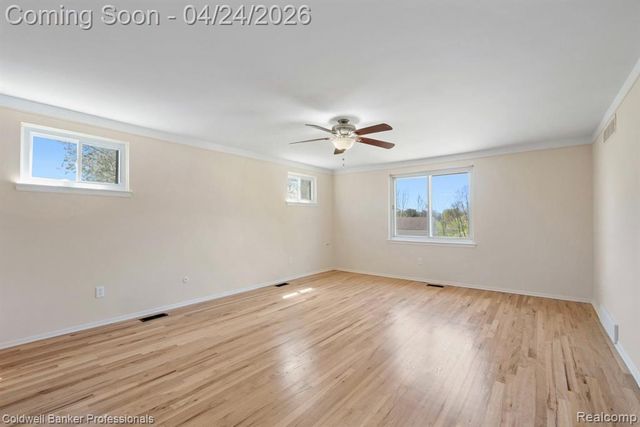 35624 Oakdale Street, Livonia, MI 48154