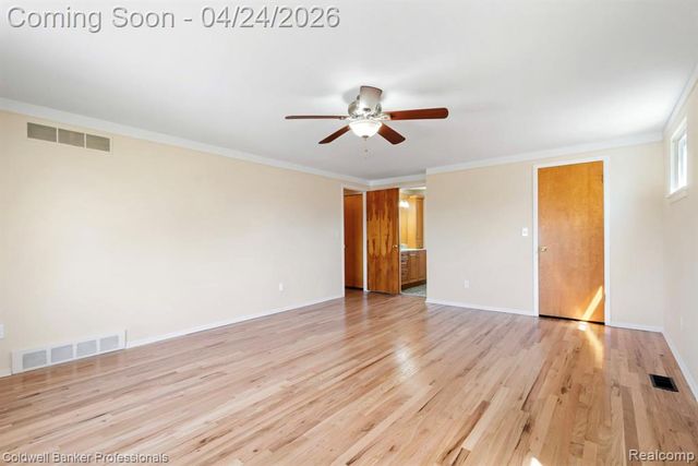 35624 Oakdale Street, Livonia, MI 48154