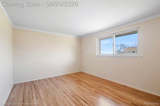 35624 Oakdale Street, Livonia, MI 48154