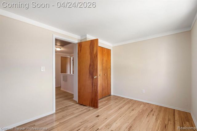 35624 Oakdale Street, Livonia, MI 48154