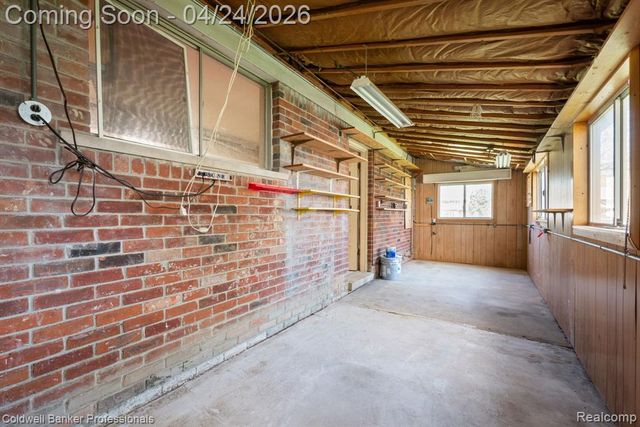 35624 Oakdale Street, Livonia, MI 48154