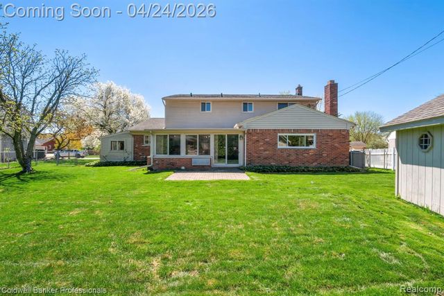 35624 Oakdale Street, Livonia, MI 48154