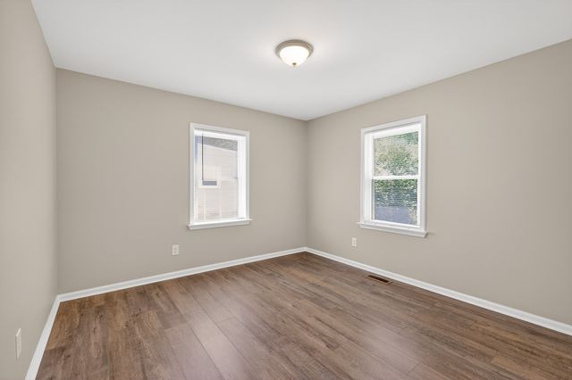 711 Lynn St, Murfreesboro, TN 37129