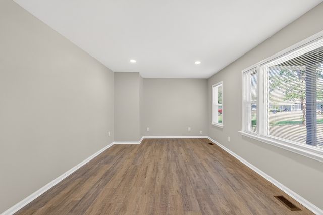 711 Lynn St, Murfreesboro, TN 37129
