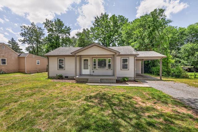 711 Lynn St, Murfreesboro, TN 37129