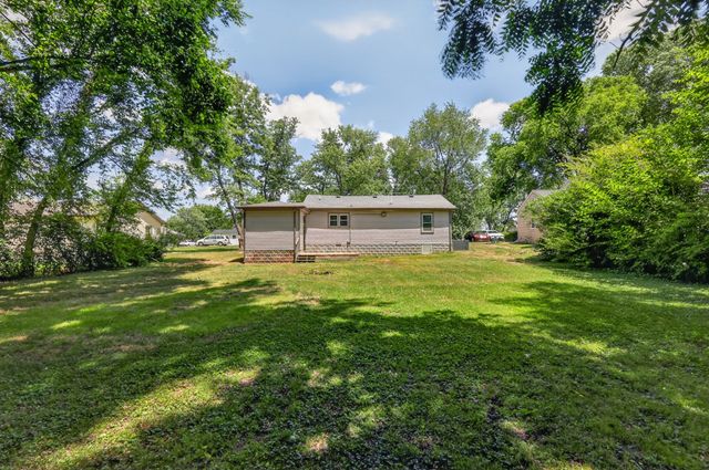 711 Lynn St, Murfreesboro, TN 37129