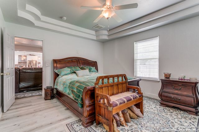 317 42nd, San Antonio, TX 78237
