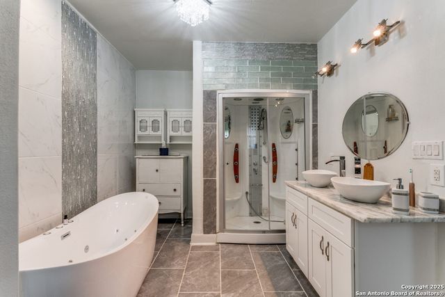 317 42nd, San Antonio, TX 78237