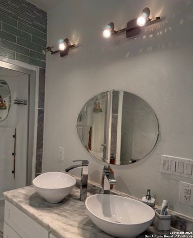 317 42nd, San Antonio, TX 78237