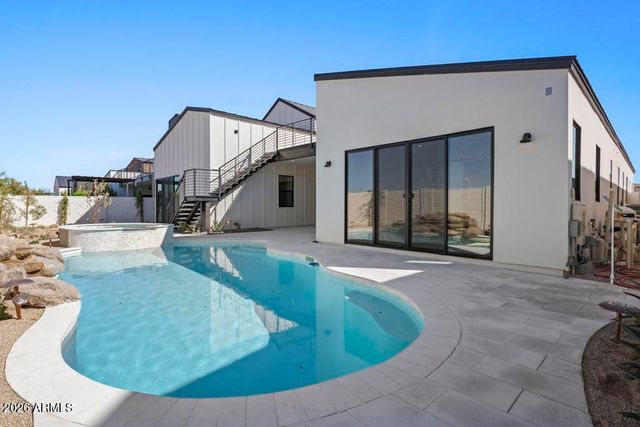 8511 S 9TH Drive 15, Phoenix, AZ 85041
