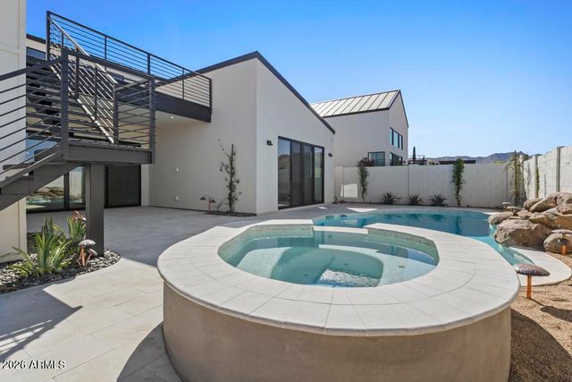 8511 S 9TH Drive 15, Phoenix, AZ 85041