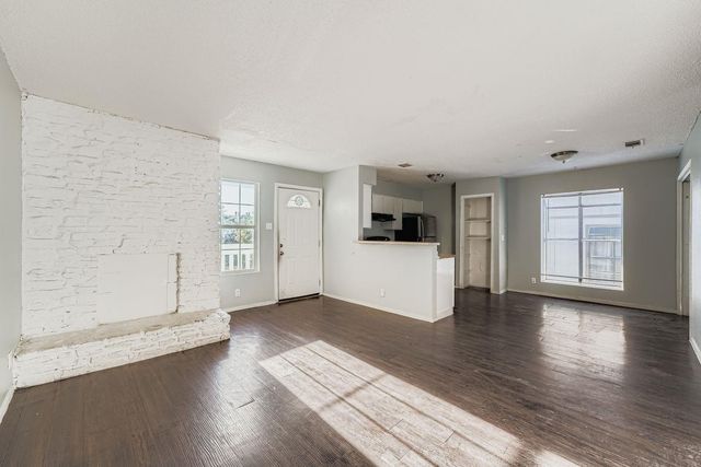 10100 Brownie DR B, Austin, TX 78753