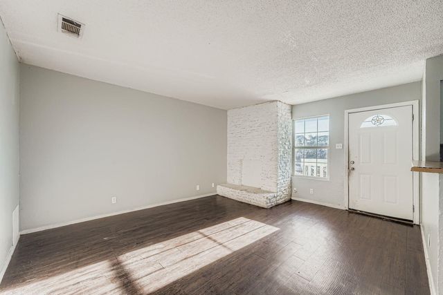 10100 Brownie DR B, Austin, TX 78753