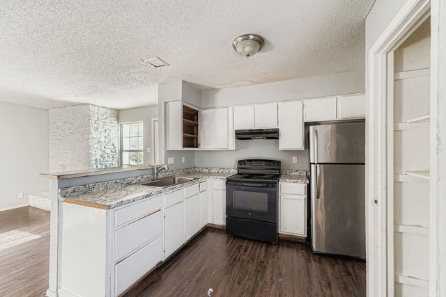 10100 Brownie DR B, Austin, TX 78753