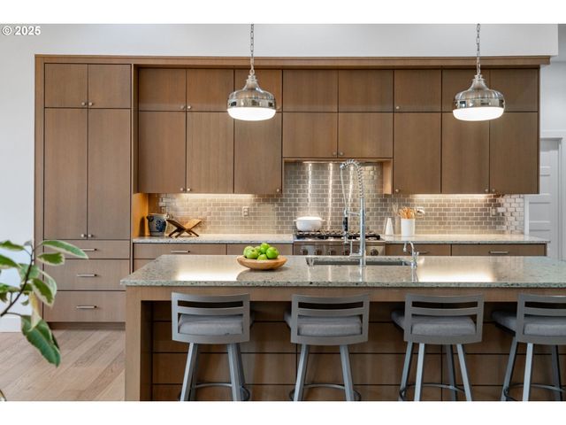 14511 Ne 10TH St, Vancouver, WA 98684