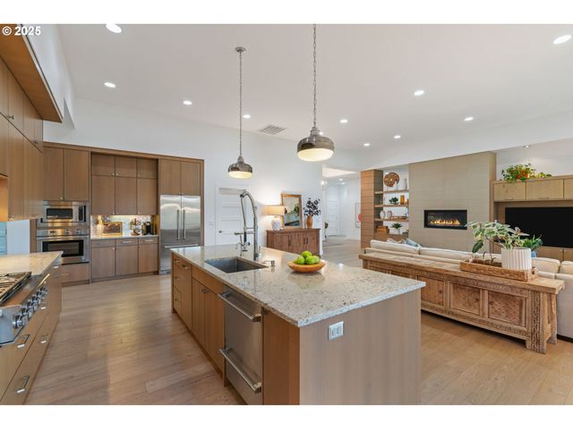 14511 Ne 10TH St, Vancouver, WA 98684