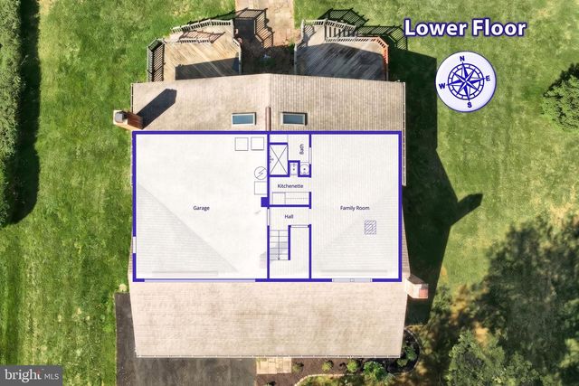 2106 HOPE DR, Red Lion, PA 17356