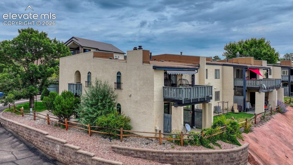 1118 Fontmore Road B, Colorado Springs, CO 80904