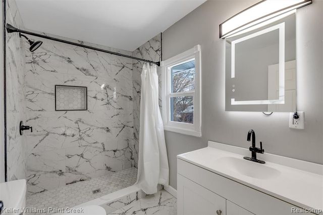 13600 Washburn Street, Detroit, MI 48238