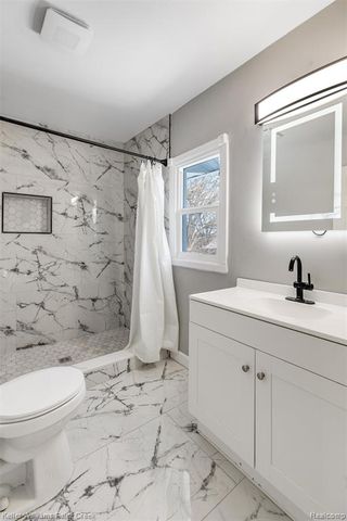 13600 Washburn Street, Detroit, MI 48238