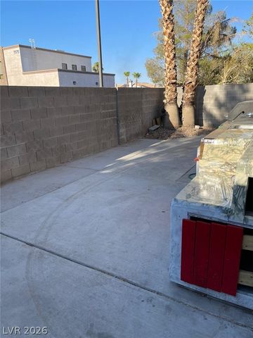 1476 Reef Ridge Court, Las Vegas, NV 89128