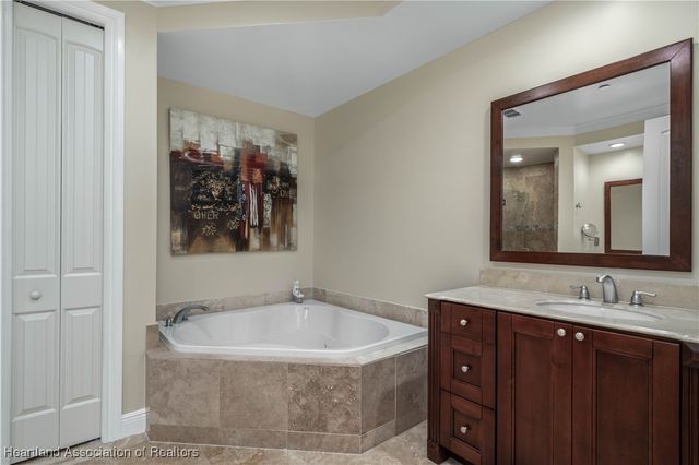 2351 Lakeview Drive 312, Sebring, FL 33870