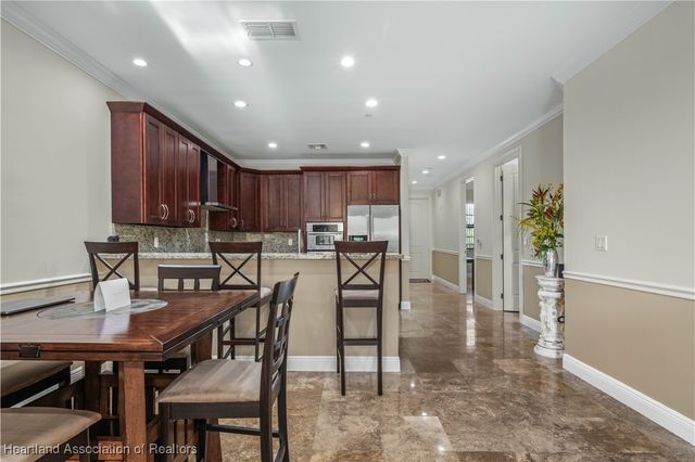 2351 Lakeview Drive 312, Sebring, FL 33870