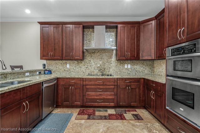 2351 Lakeview Drive 312, Sebring, FL 33870