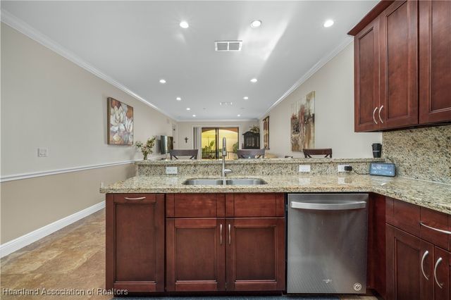 2351 Lakeview Drive 312, Sebring, FL 33870