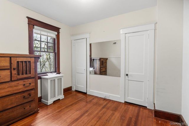 18 Roosevelt Street, Babylon, NY 11702