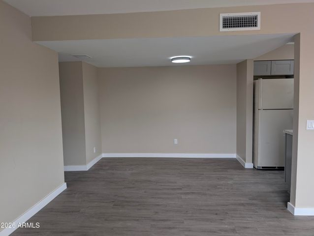 4714 E BELLEVIEW Street, Phoenix, AZ 85008