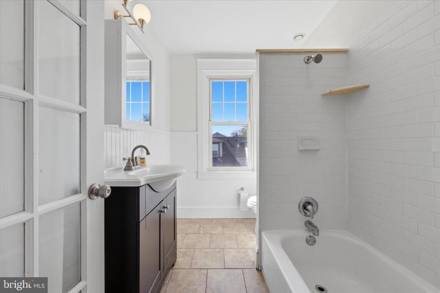 7864 BEVERLY BLVD, Upper Darby, PA 19082