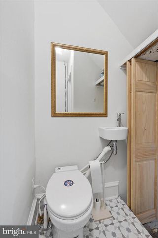 7864 BEVERLY BLVD, Upper Darby, PA 19082