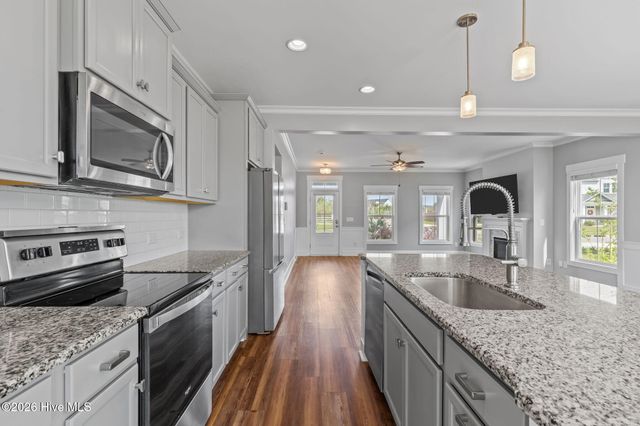 1014 Mccarley Boulevard, Wilmington, NC 28412