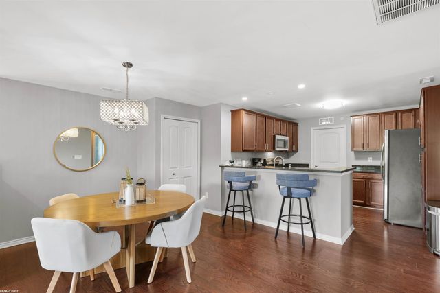6986 Boulder Pointe Court, Washington Twp, MI 48094