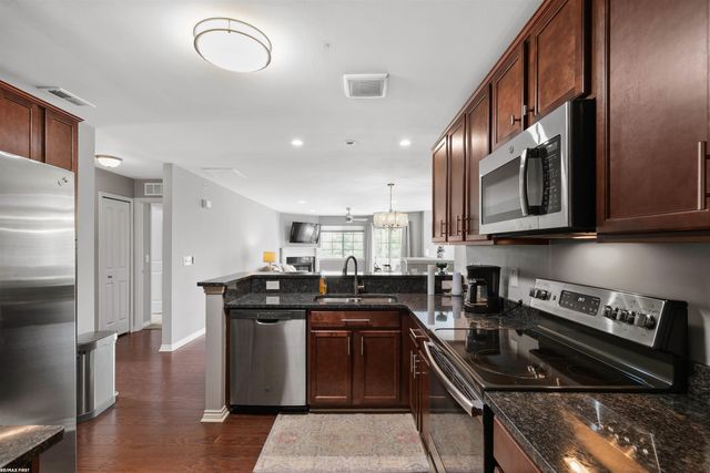6986 Boulder Pointe Court, Washington Twp, MI 48094
