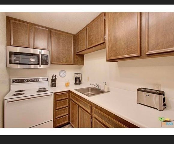 510 N Villa 116, Palm Springs, CA 92262