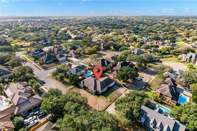 4217 Spring Creek Dr, Corpus Christi, TX 78410