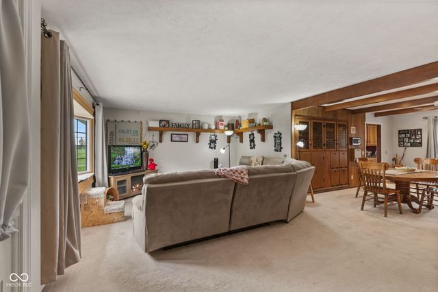 24 Morning Drive, Franklin, IN 46131